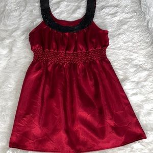 Beautiful sleeveless top by Studio Y size XL